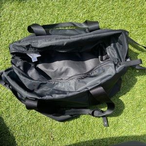 Lululemon black duffle / gym bag